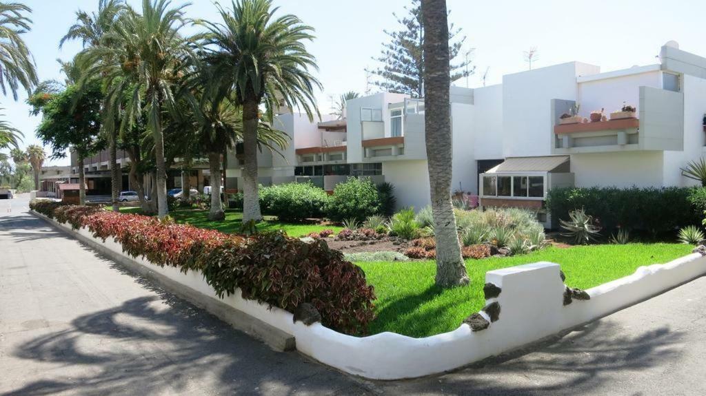 Primavera Appartement Tot 7 Personen Ideaal Voor Backpackers 阿罗纳 外观 照片